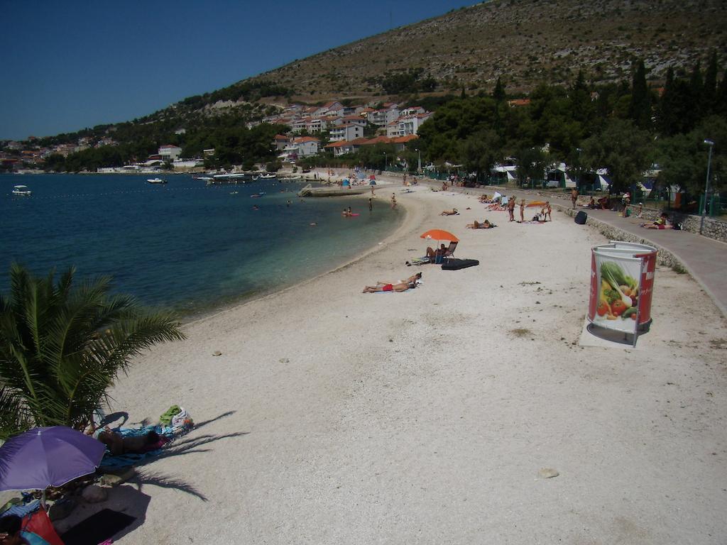 Stari Dvori *